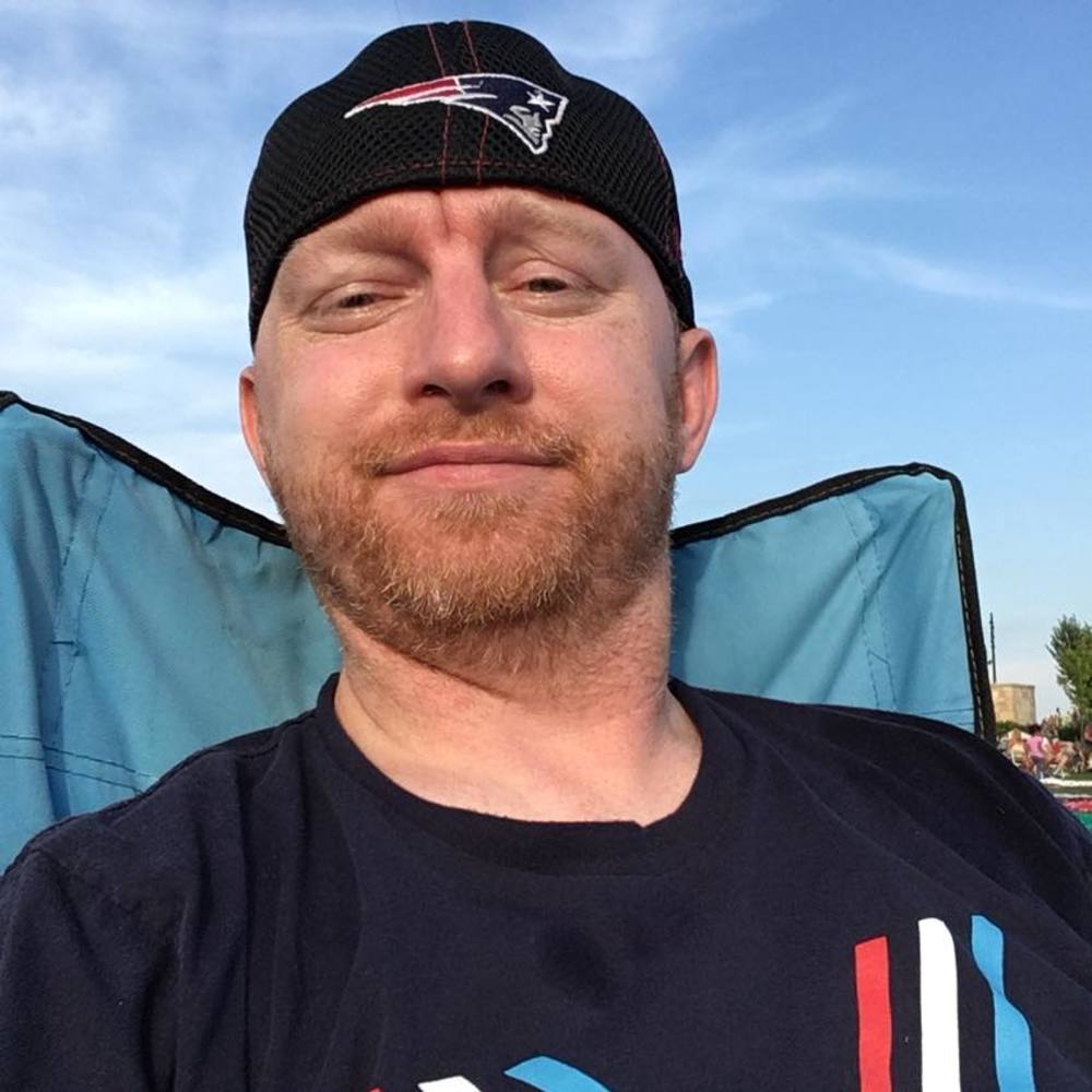 Meet your Posher, Derrick